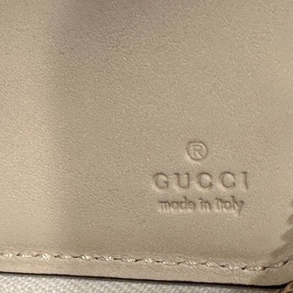 Gucci Interlocking GG Zip Around Wallet in White and Red NEW IN BOX HOST PIC! - Picture 3 of 8